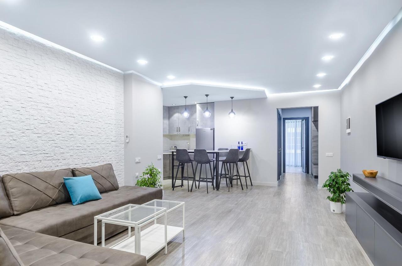 Green Line Apartment Batumi Eksteriør billede