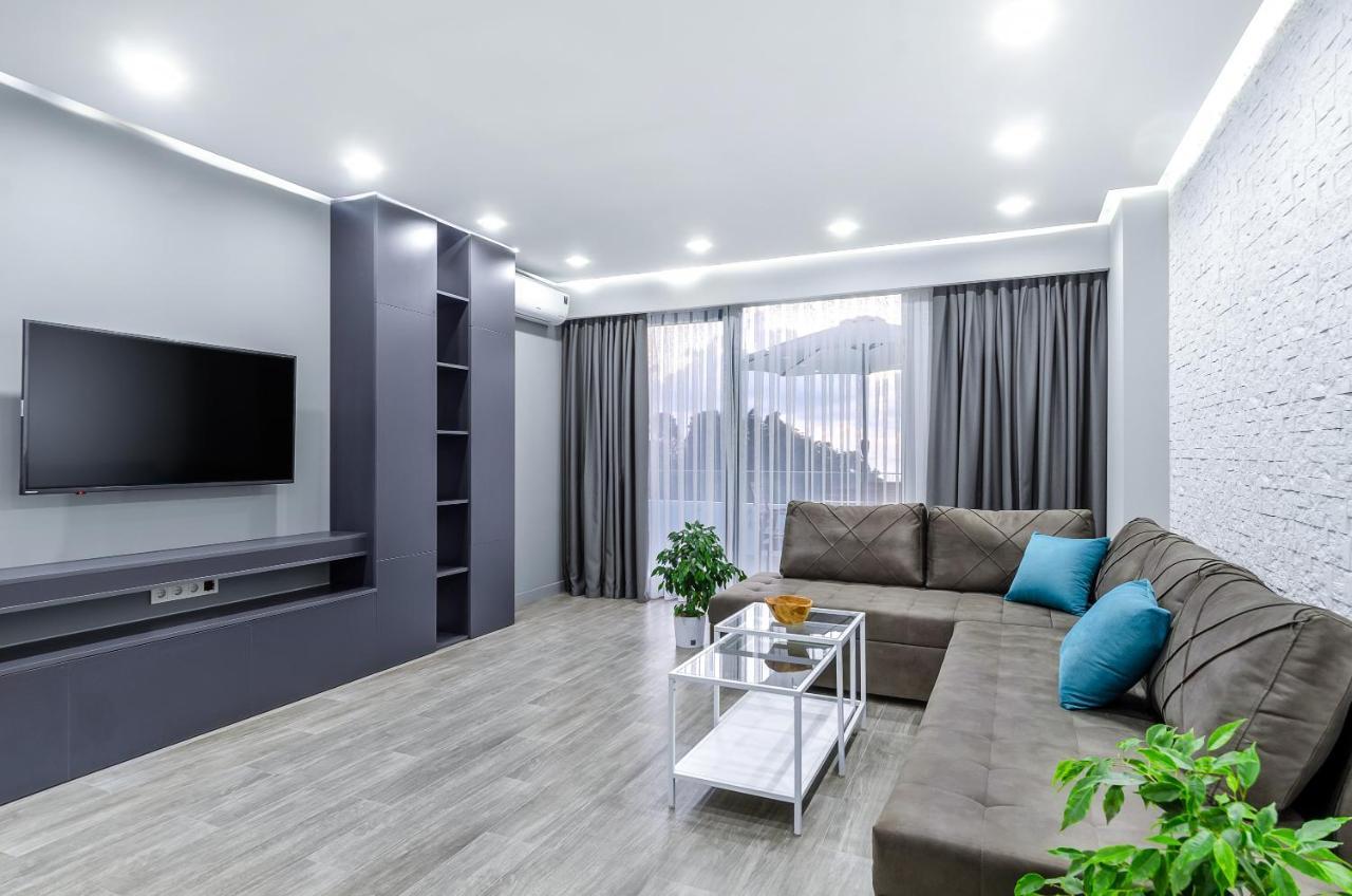 Green Line Apartment Batumi Eksteriør billede