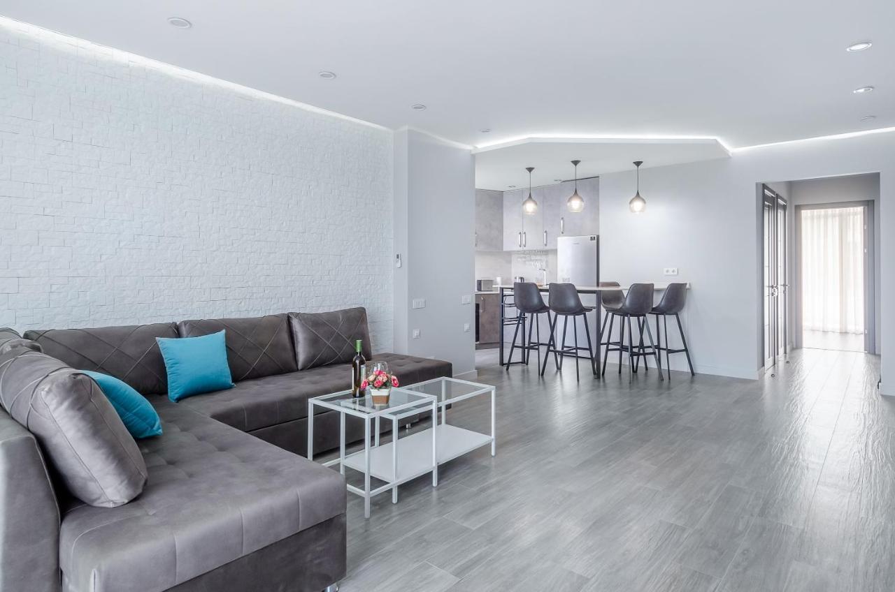 Green Line Apartment Batumi Eksteriør billede