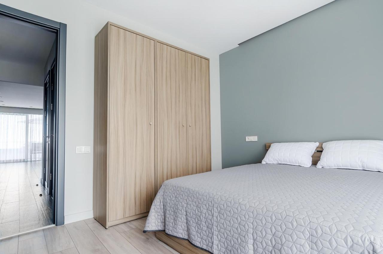 Green Line Apartment Batumi Eksteriør billede